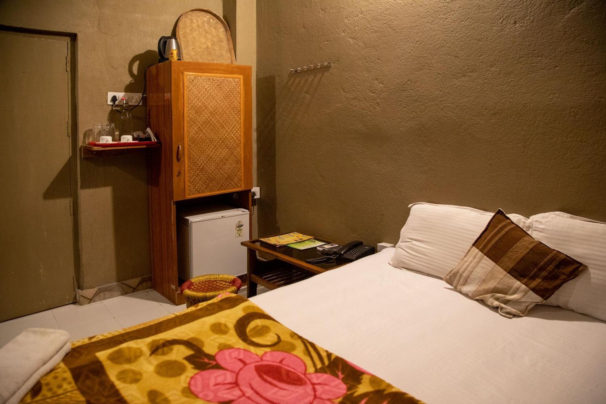 Banabithi Resort Bhangar Экстерьер фото